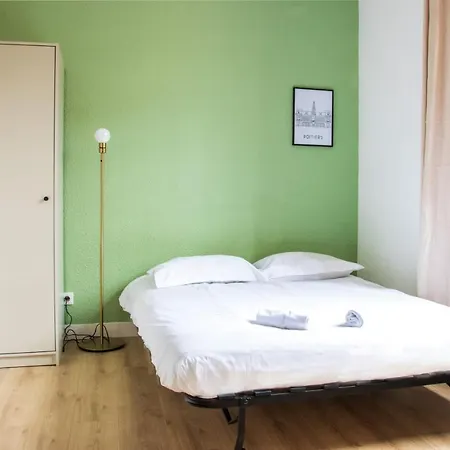 아파트 Le Pictavien - Charme Et Modernisme